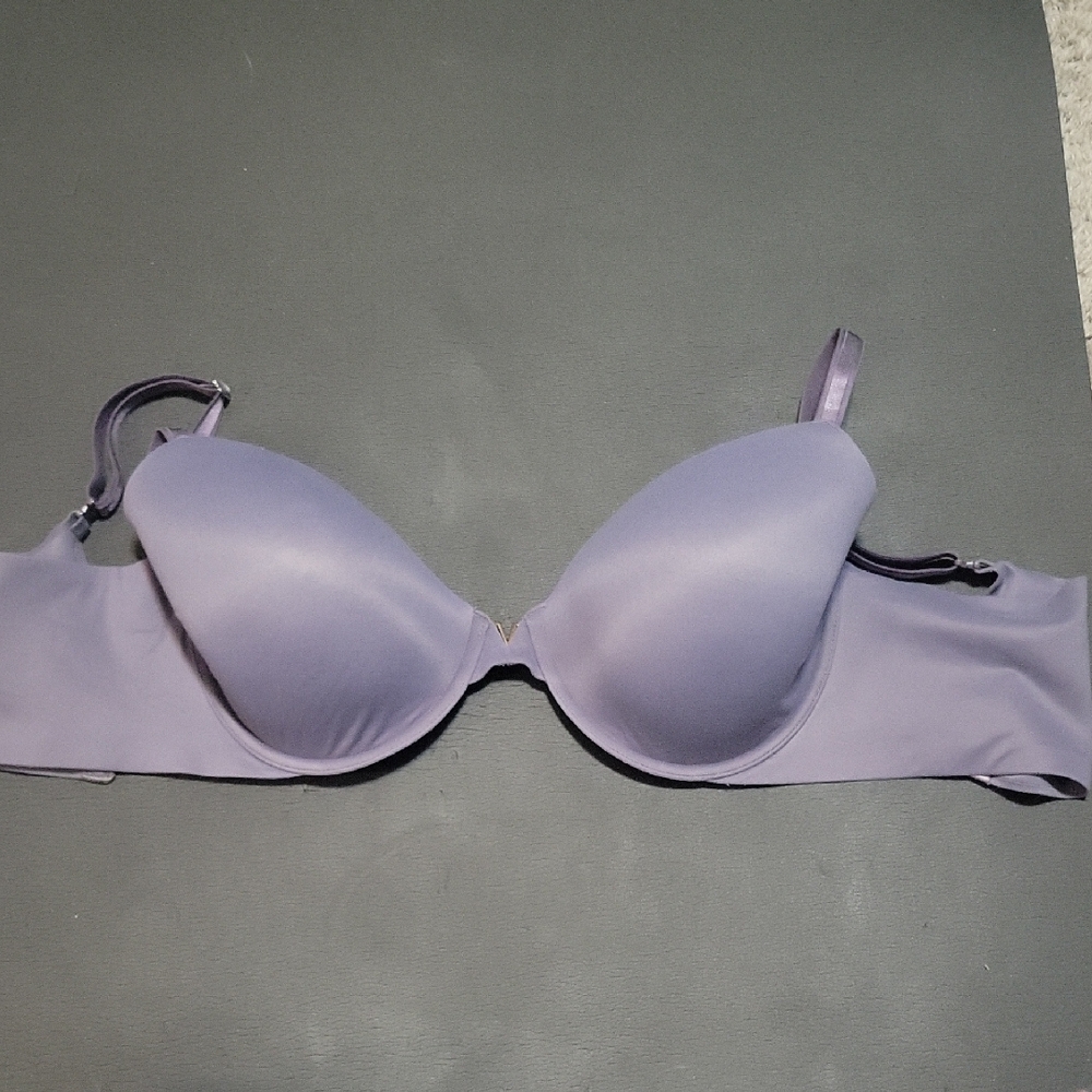 Victoria's Secret Lavender Bra